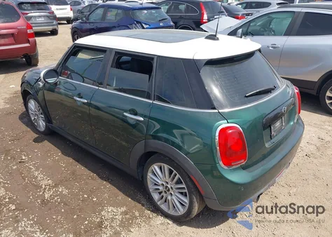 2016 Mini Hardtop Cooper z USA, uszkodzony, nr VIN WMWXU1C58G2D09133